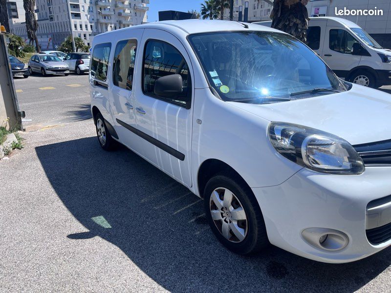 Renault Kangoo 7 places